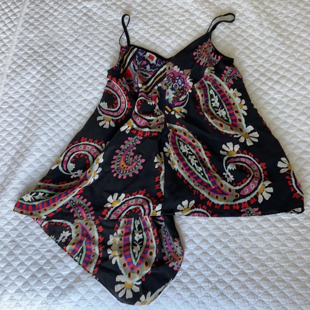 Anthropologie asymmetrical top